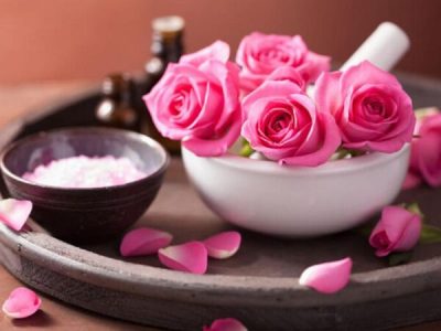 خواص گل رز برای پوست